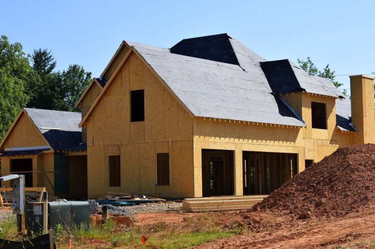 Materiały budowlane: Kluczowe elementy każdej konstrukcji